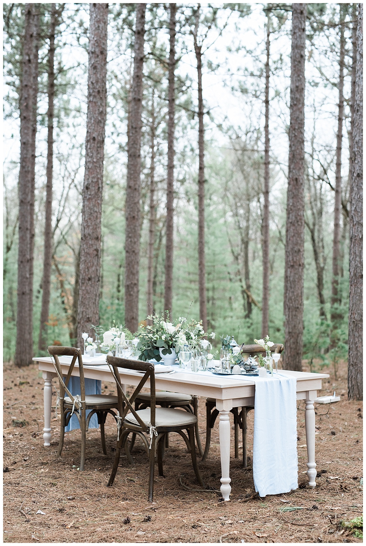 Forest Wedding Burlap and Bells Black River Falls Wisconsin Wedding Photographer Photography Woodsy Elevate Events A La Crate Rentals Event Essentials