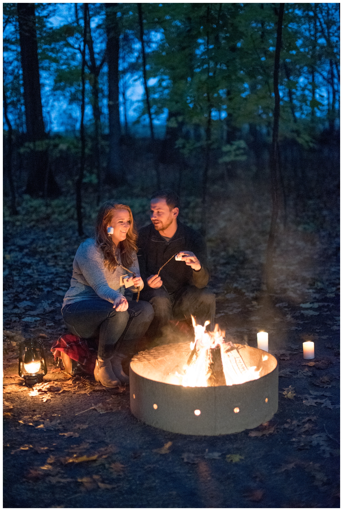 AMBER CHRIS CAMPFIRE ENGAGEMENT SESSION HIGH CLIFF STATE PARK MEGHAN LEE HARRIS WISCONSIN WEDDING PHOTOGRAPHY PHOTOGRAPHER