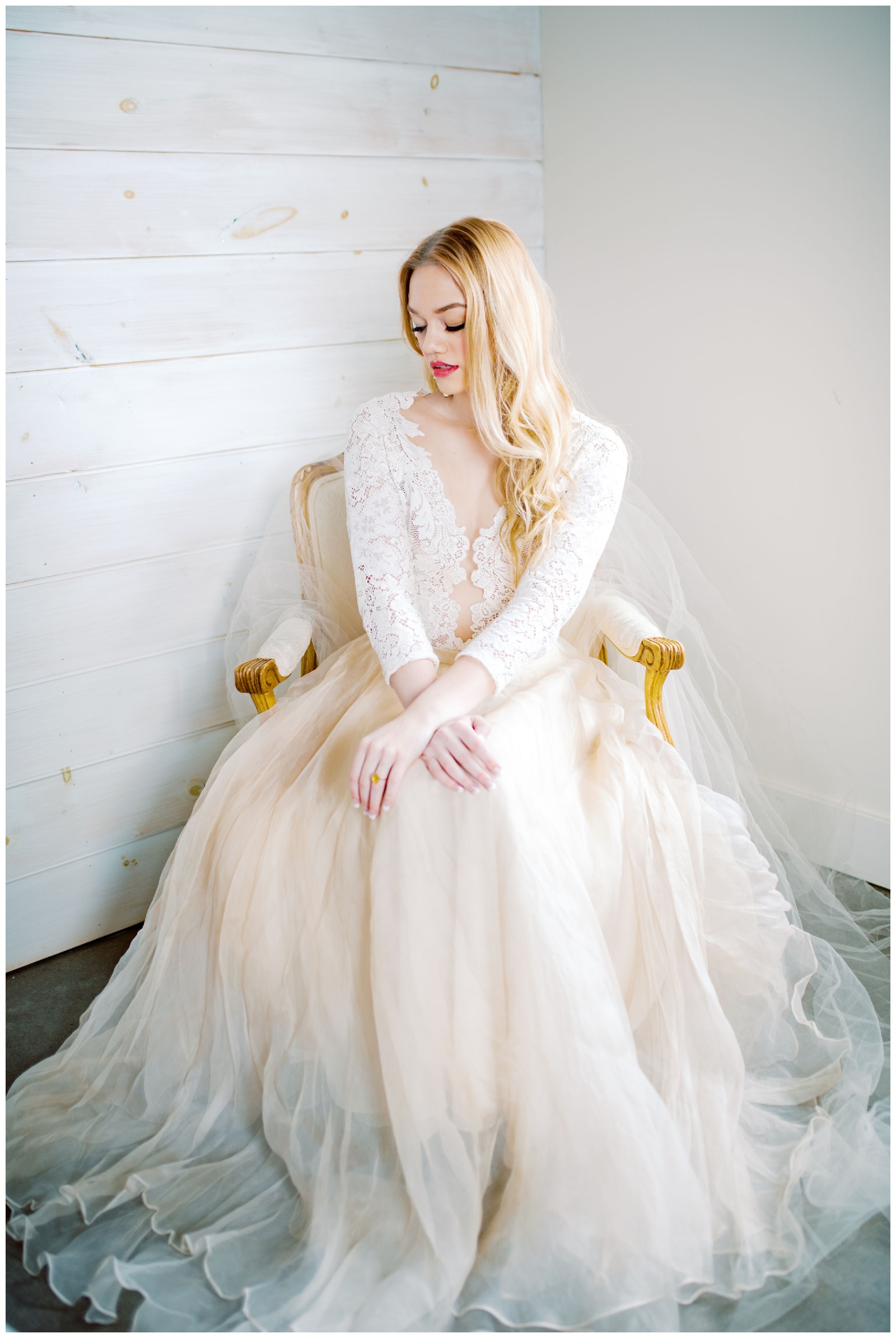 linyage dress gown enchanted barn wedding hillsdale wisconsin photographer meghan lee harris winter